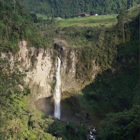 Hostal La Laguna Villamaría Eksteriør billede