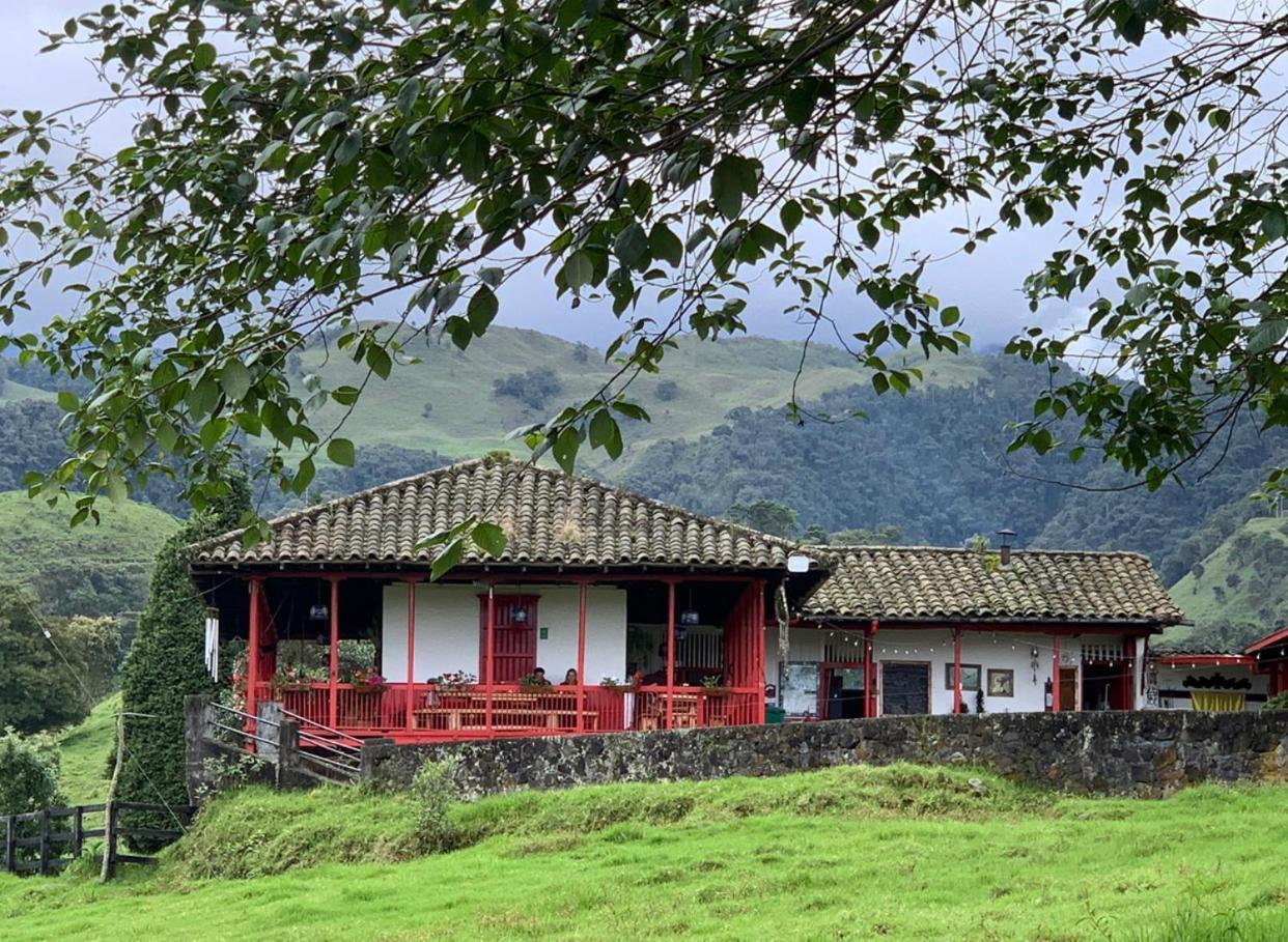 Hostal La Laguna Villamaría Eksteriør billede