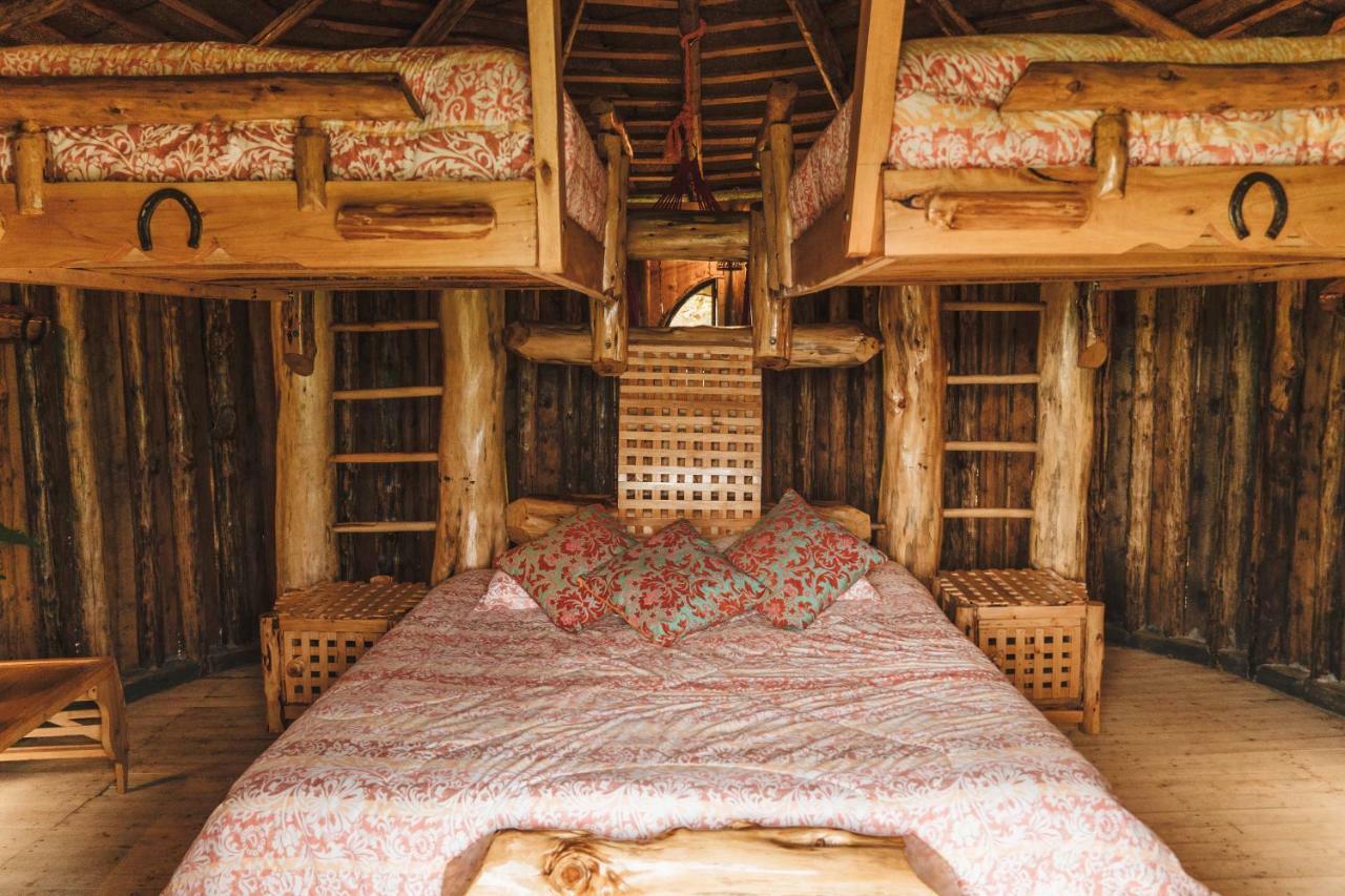 Hostal La Laguna Villamaría Eksteriør billede