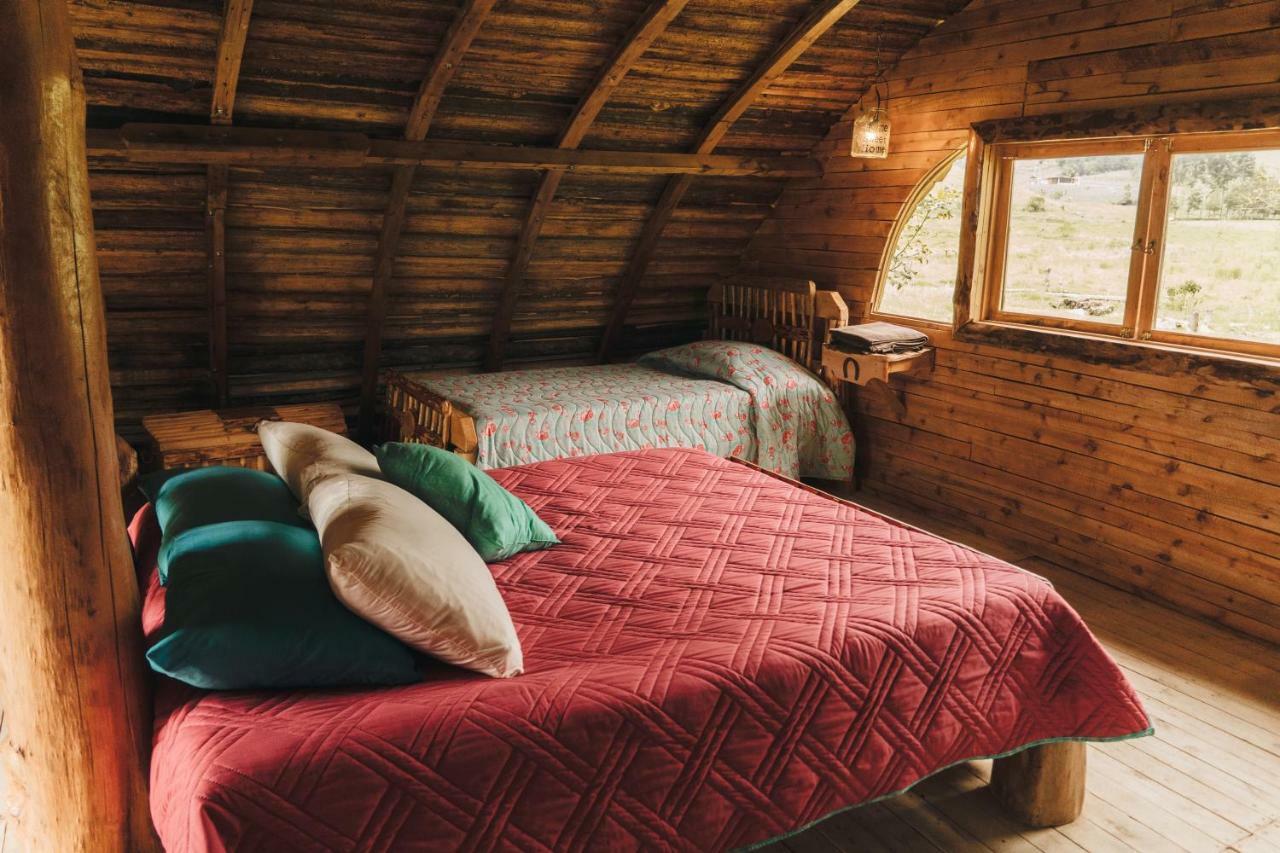 Hostal La Laguna Villamaría Eksteriør billede